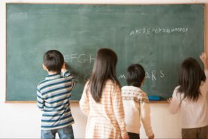 小学生がすべき英語の勉強法9選！学年別のポイントも徹底解説